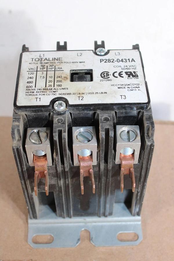 Used TOTALINE CONTACTOR P828-0431A 40 AMP 600 VAC 25 HP COIL: 24V HCCY3XQ04CG102