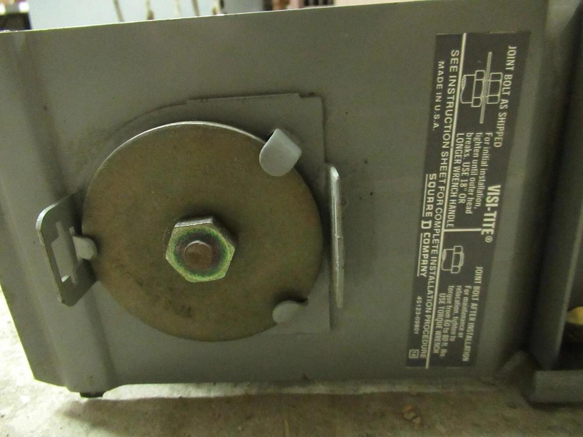 Used 800 AMP SQUARE D I-LINE FEEDER ALU DUCT BUSWAY RUN 40" L 480 / 277 V 3 PH 4 W