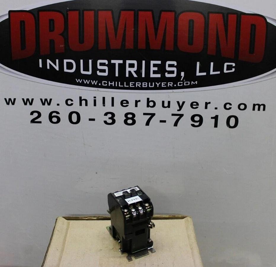 Used CUTLER-HAMMER INDUSTRIAL CONTROL RELAY BF22F 600 VOLT 10 AMP COIL: 120 V