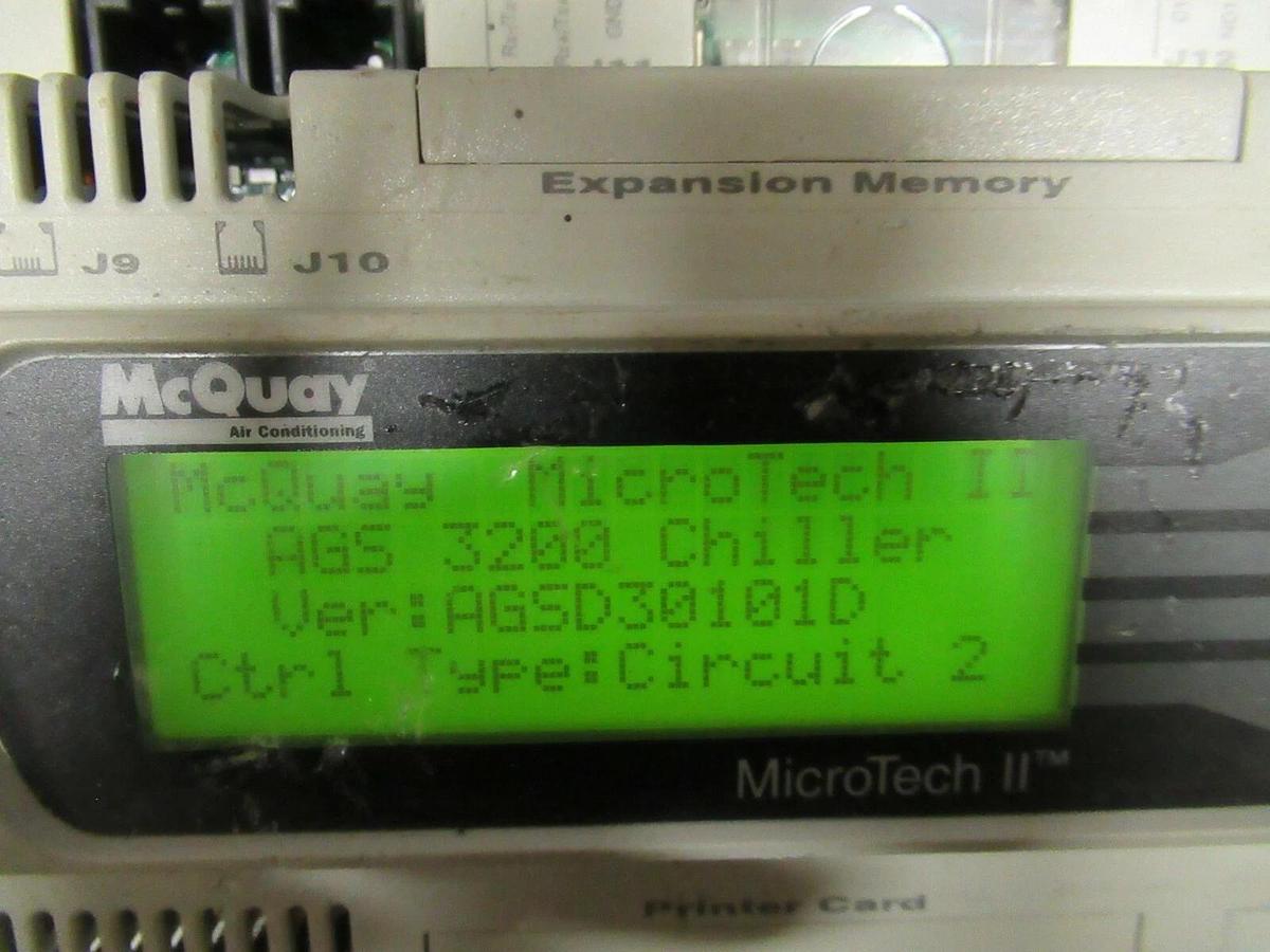 Used MCQUAY CAREL 2005 MICROTECH II VER. AGSD30101D MODEL: PCO2MQ3BM0 REV. 1.510