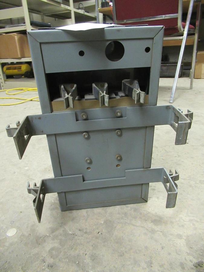 Used WESTINGHOUSE COP 30 AMP 240V FUSIBLE BUSS BUS PLUG STYLE 1470722-A TAP