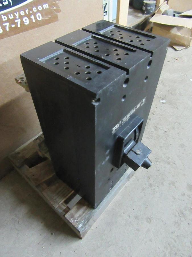 Used WESTINGHOUSE PB 2500 AMP FRAME CIRCUIT BREAKER PB32500F 3 POLE PB32500F 600 VAC