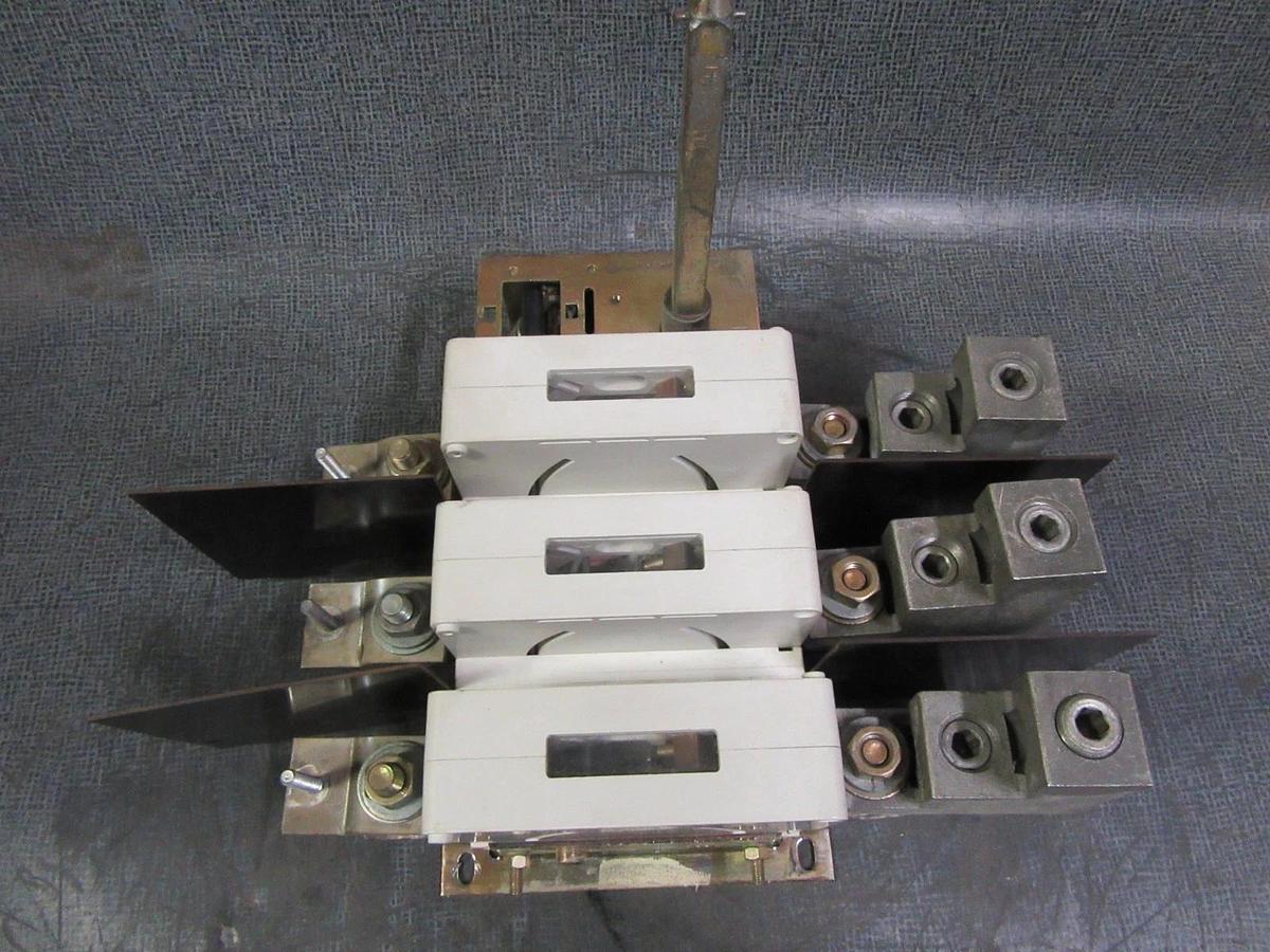 Used ABB GENERAL PURPOSE SWITCH 400 AMP 600 VAC 3 PHASE MODEL: OETL-NF400