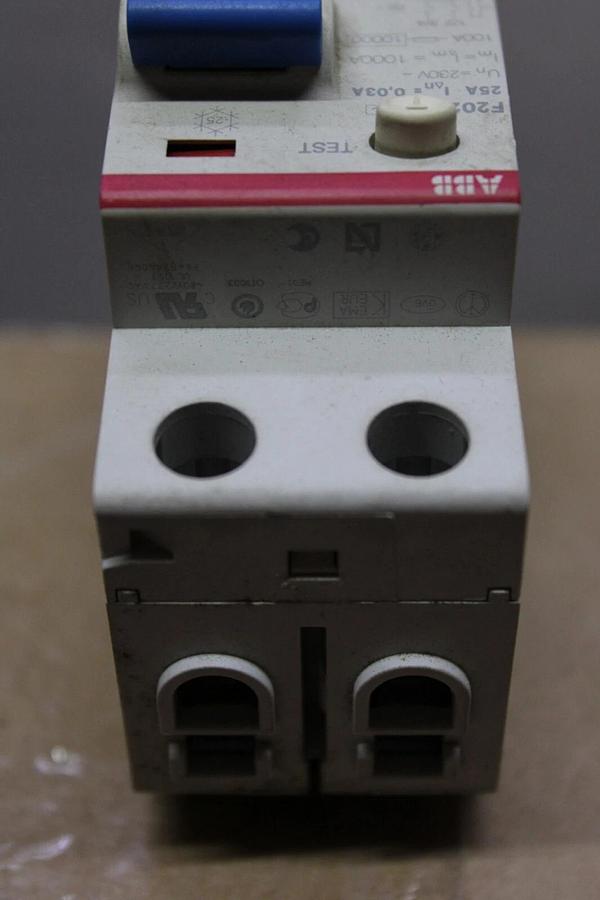 Used ABB 2-POLE BREAKER F202-AC 2CSF202001R1250 230 VAC 25 AMP **WARRANTY**