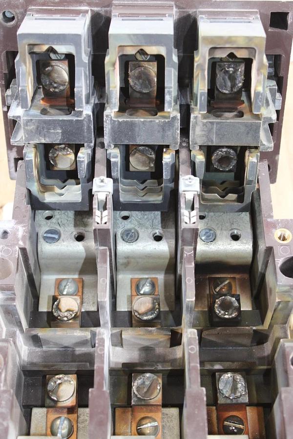 Used CUTLER HAMMER CONTACTOR C832KN9 200 AMP 600 VOLT 3-PHASE COIL: 120V **WARRANTY**