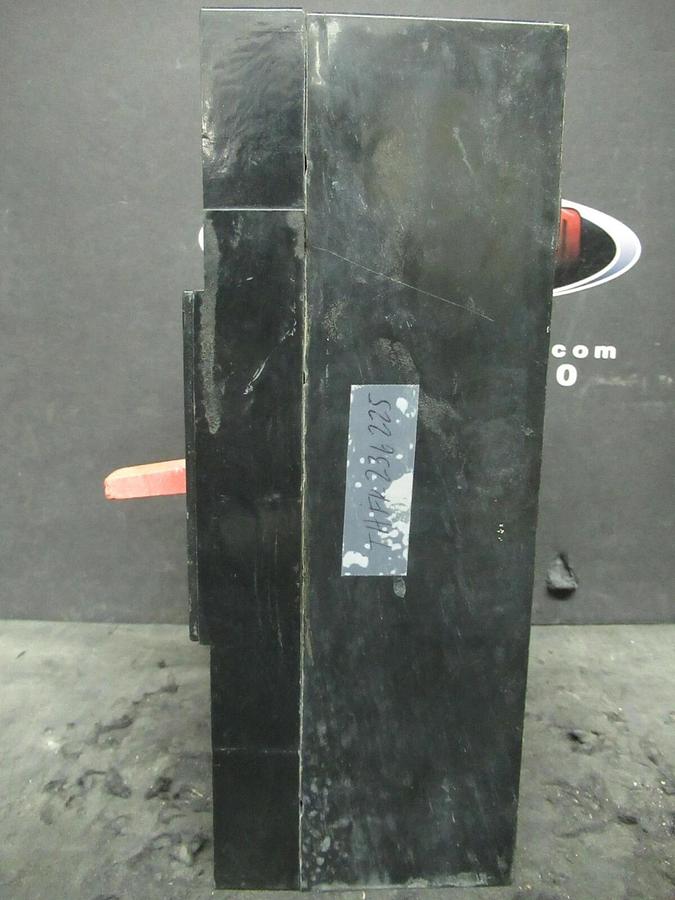 Used GE GENERAL ELECTRIC THFK236225 225 AMP 600V CIRCUIT BREAKER 3 P HI-BREAK W/ LUGS
