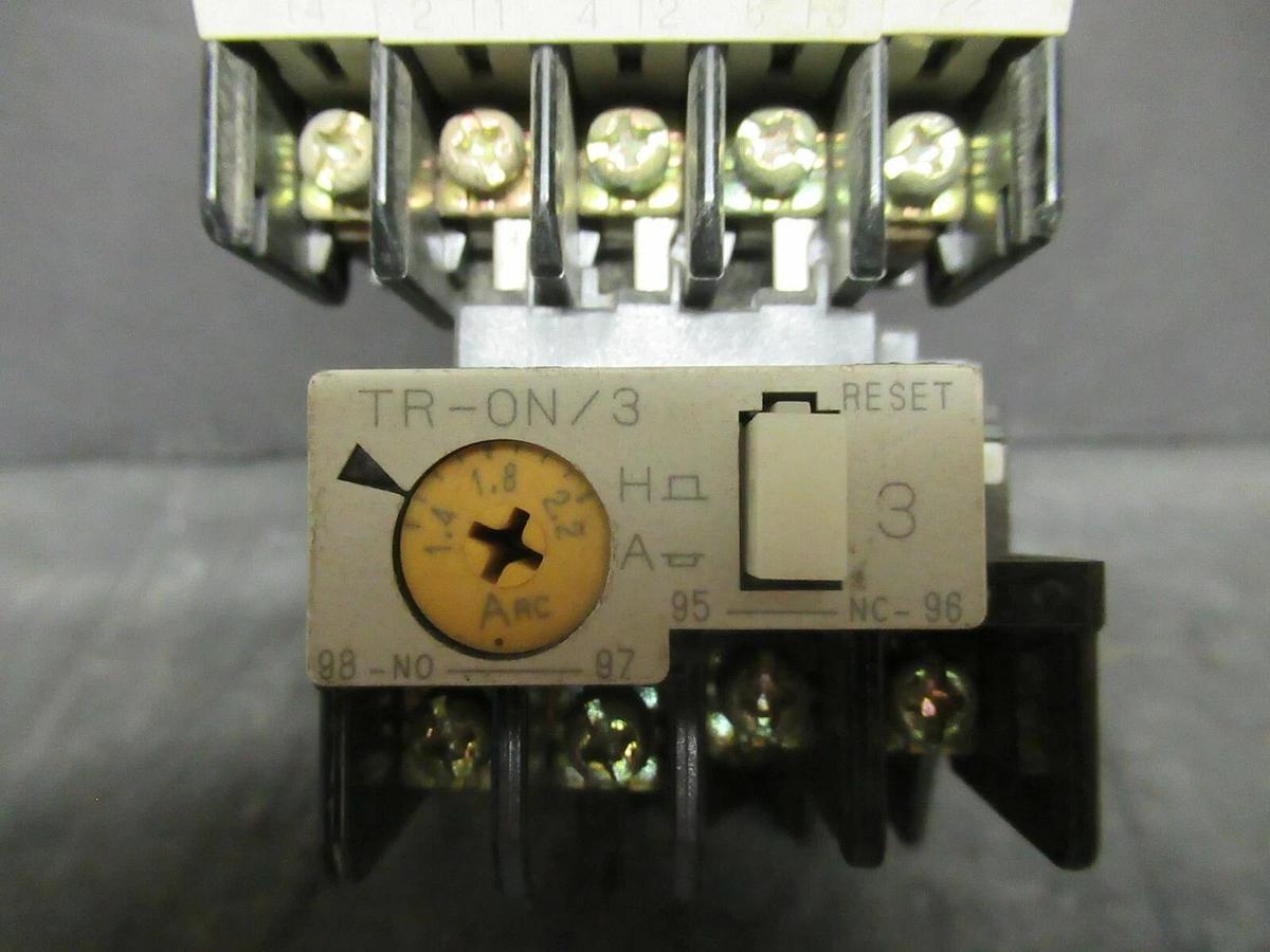 Used 13 AMP FUJI STARTER SC14AA  600 VAC 5 HP W/ TR13D OVERLOADS **WARRANTY**