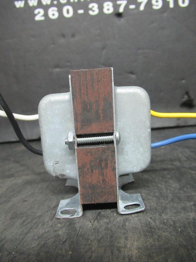 Used TYCO TRANSFORMER X1355026017 4000Y01C02B42 PRI: 120 VAC 20 VA SEC: 24 VAC