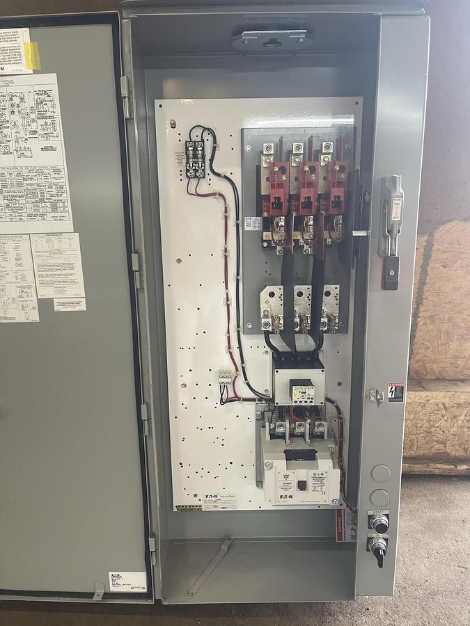 Used NEW SURPLUS EATON NEMA 3R COMBO STARTER ECN5442CAJ R63/F SIZE 4 STARTER
