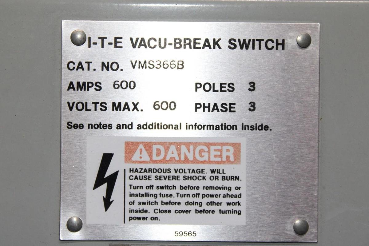 Used ITE VACU-BREAK DISCONNECT SWITCH VMS366B 600 AMP 600 VAC 3-PHASE 3-POLE