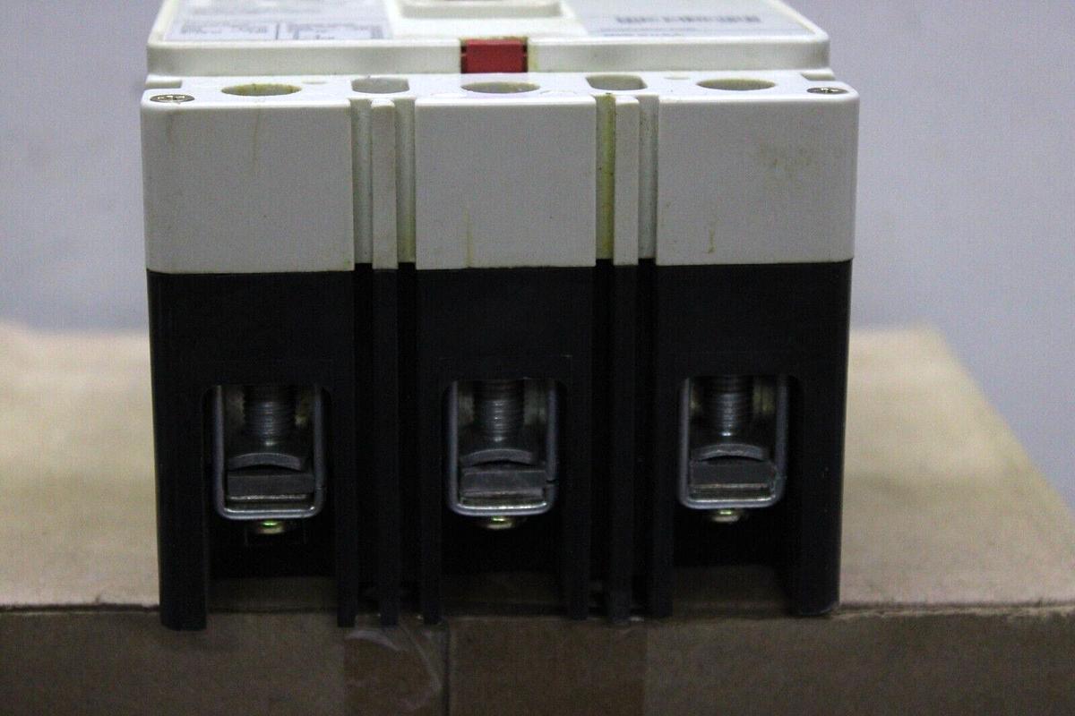 Used CUTLER HAMMER CIRCUIT BREAKER HFD3020 20 AMP 600 VAC 3-POLE *WARRANTY*