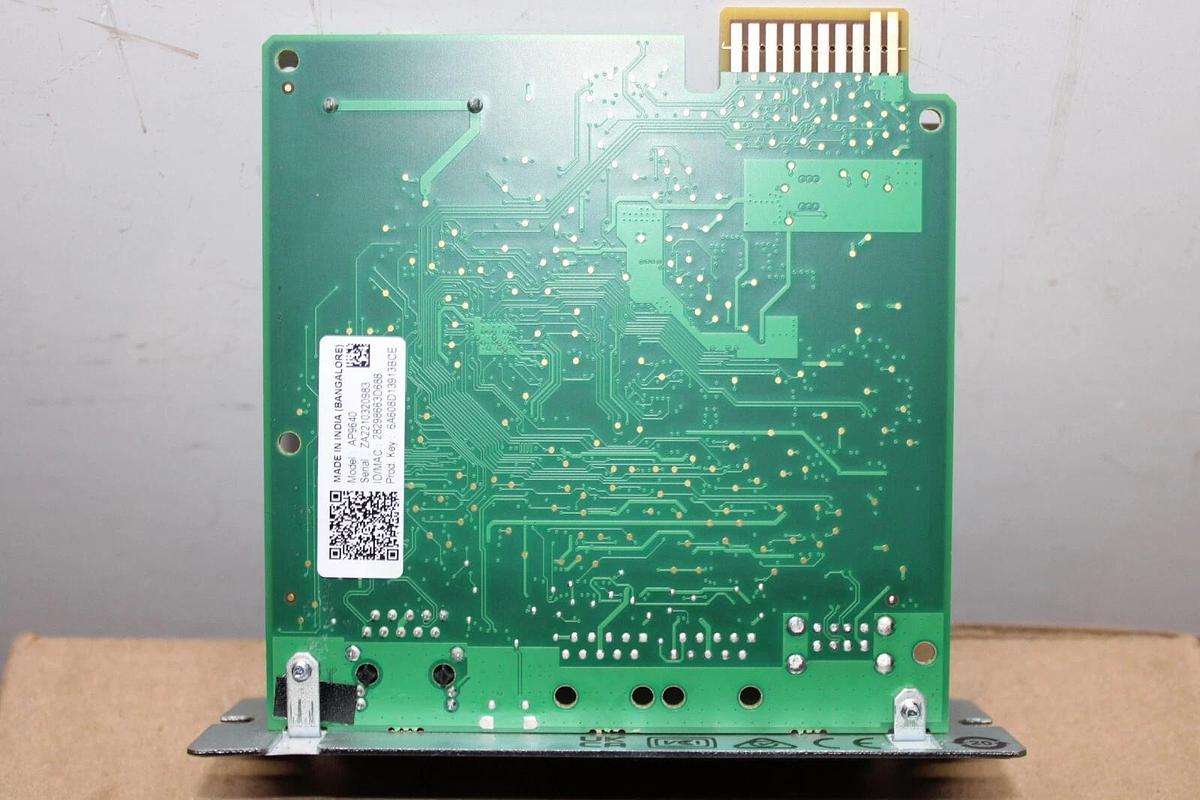 Used SCHNEIDER UPS AP9640 NETWORK MANAGEMENT CARD 640-7192E-Z REV. 05 **WARRANTY**