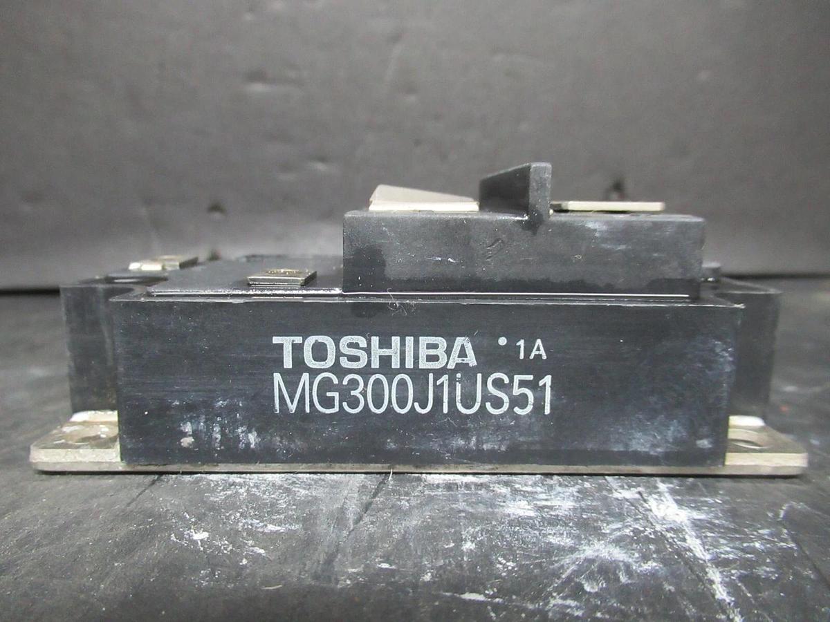 Used TOSHIBA IGBT POWER MODULE MG300J1US51 **WARRANTY INCLUDED**