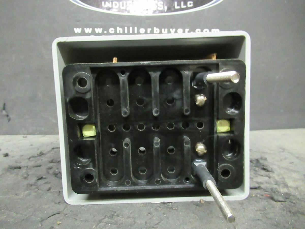 Used THE STATES CO MULTI-AMP CORP 1 POLE TEST SWITCH WITH ENCL 30A 600V C2-401-K-B GE