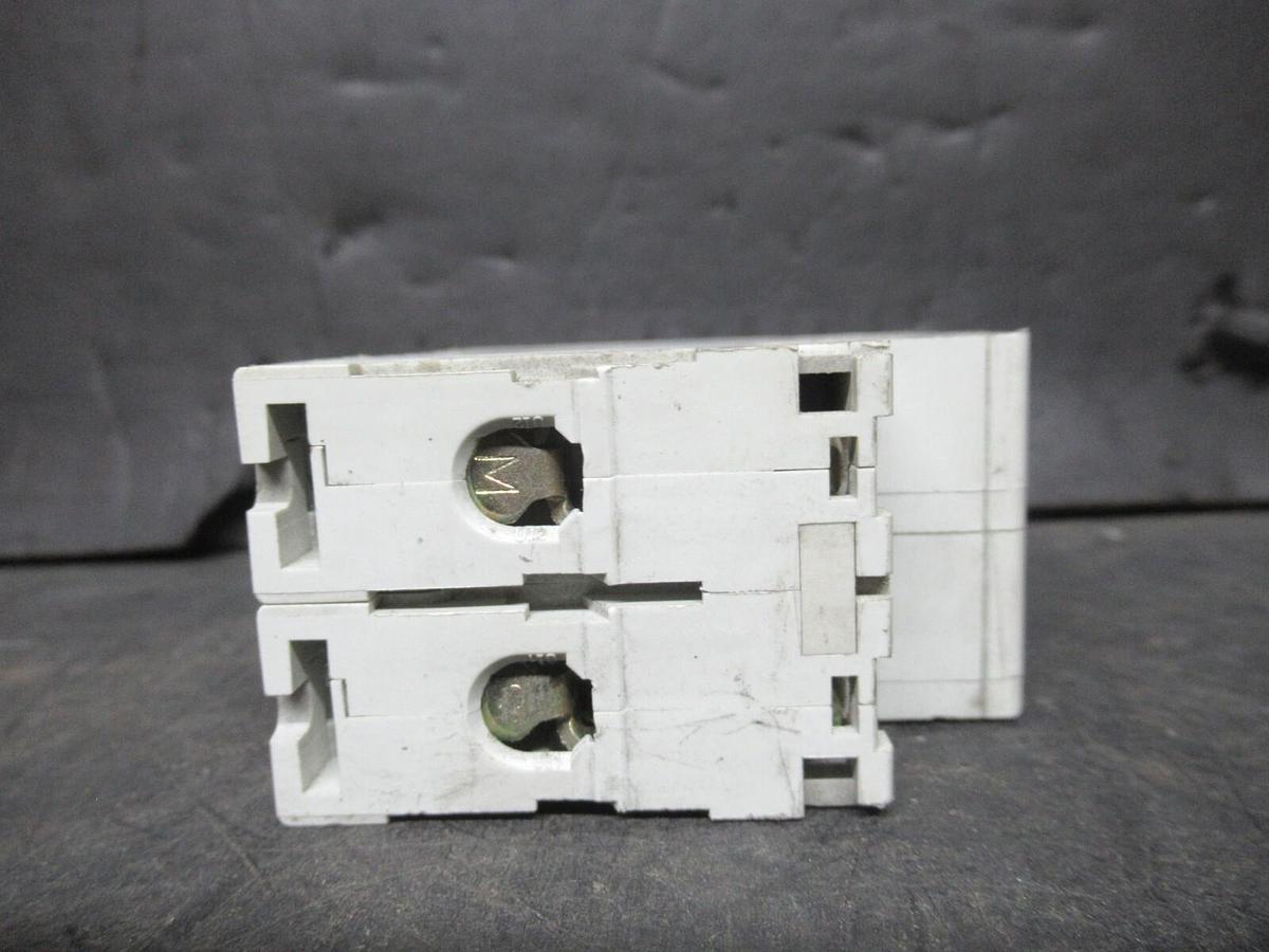 Used MERLIN GERIN THREE POLE BREAKER 24522 MULTI 9 C60N 10A-TYPE D 480 VAC