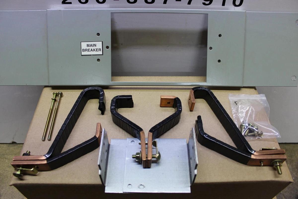 Used GENERAL ELECTRIC CIRCUIT BREAKER MOUNTING KIT FOR SFHA BREAKERS **WARRANTY**