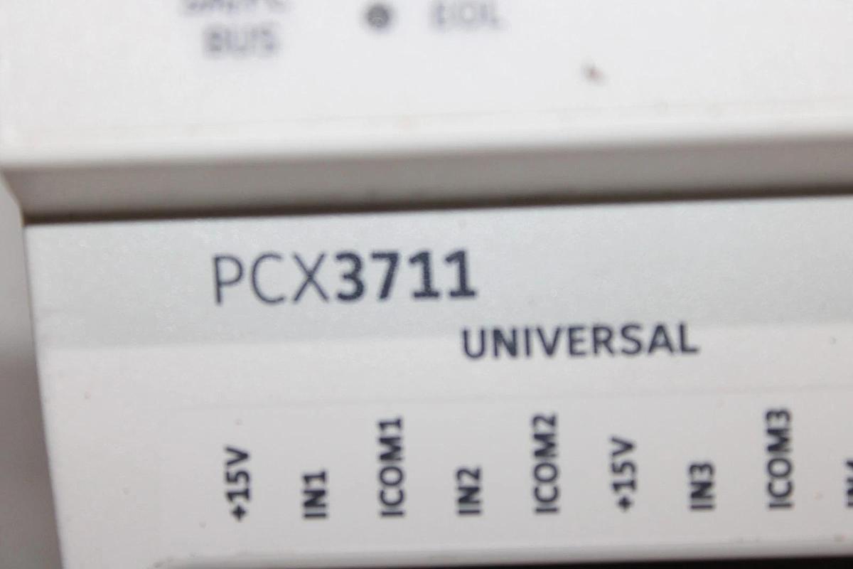 Used JOHNSON CONTROLS PCX UNIVERSAL CONTROLLER PCX3711 FX-PCX3711-0 REV. U