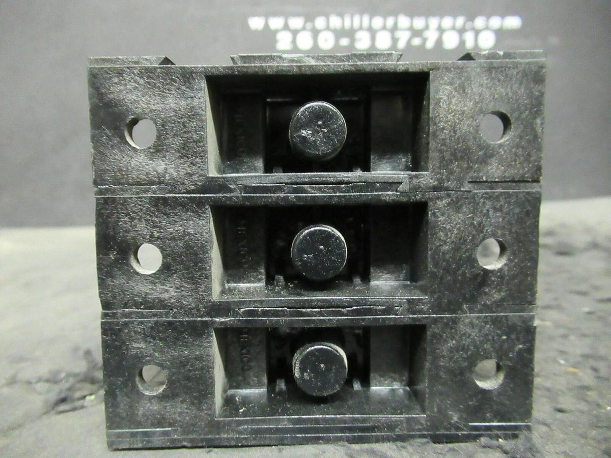 Used FERRAZ SHAWMUT 62203 DISTRIBUTION BLOCK PDB 3 POLE 600 VAC 1/4 - 5/8 STUD
