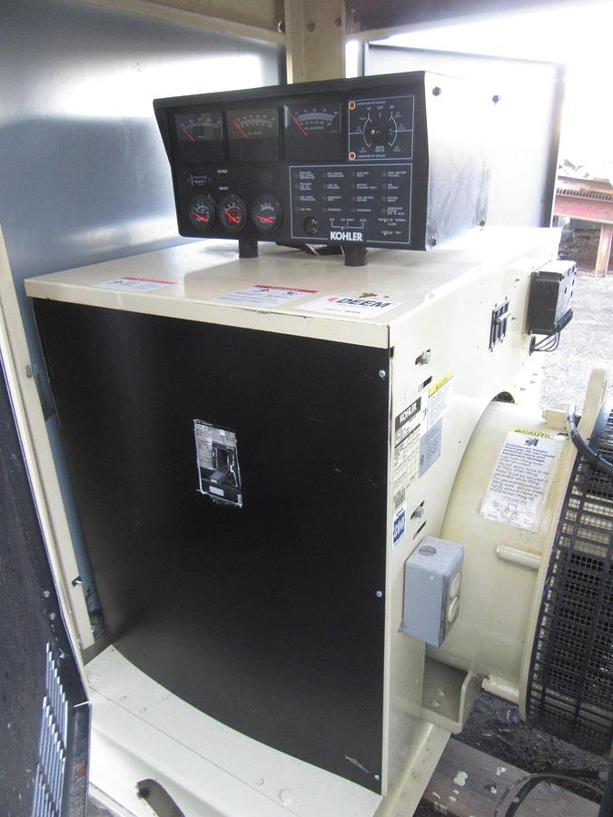 Used 60 KW PROPANE / NAT GAS GENERATOR KOHLER 120/240V 45RZG ENCLOSED VIDEO