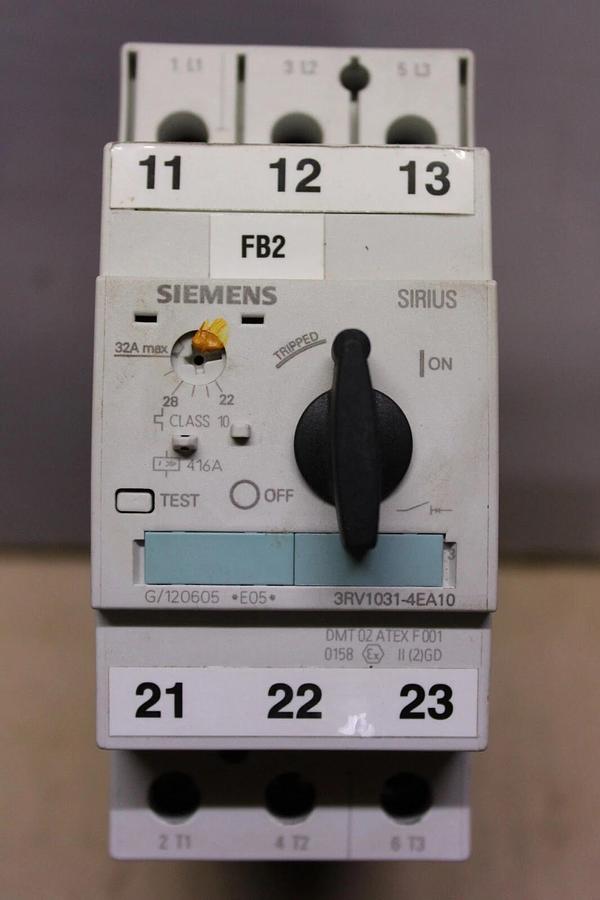 Used SIEMENS MANUAL MOTOR CONTROLLER 22-32 AMP 600 VAC 3 PHASE MODEL: 3RV1031-4EA10