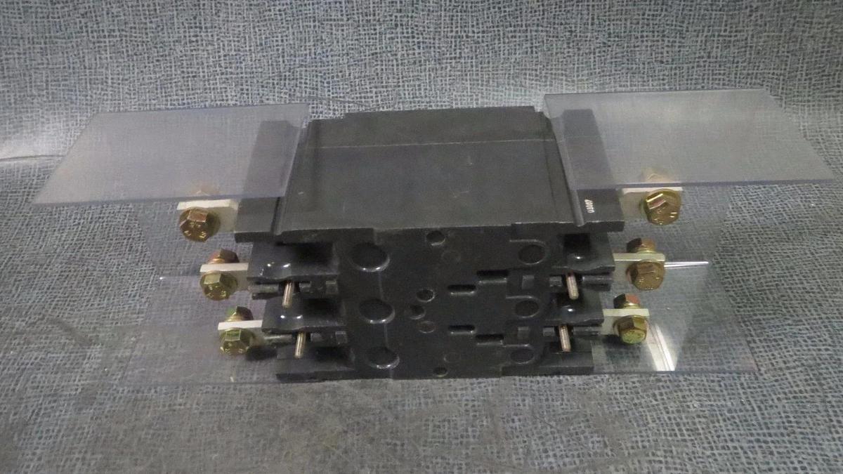 Used FUJI ELECTRIC CIRCUIT BREAKER BU3EHV-040L 40 AMP 600 V 3 POLE W/ GUARDS