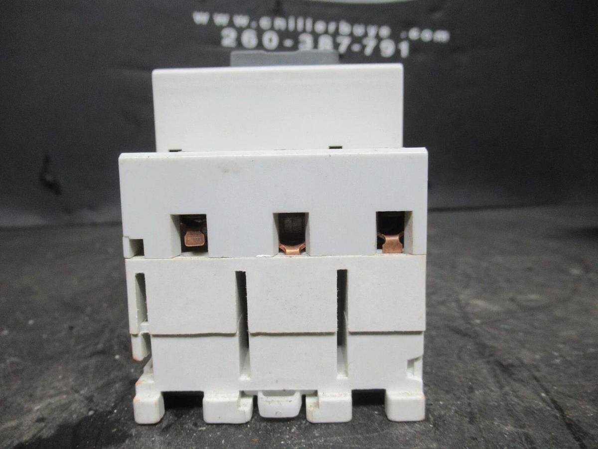 Used ABB MANUAL MOTOR STARTER MS-325 600 VAC 2.5-4 AMPS 3 HP 3-POLE 3-PHASE