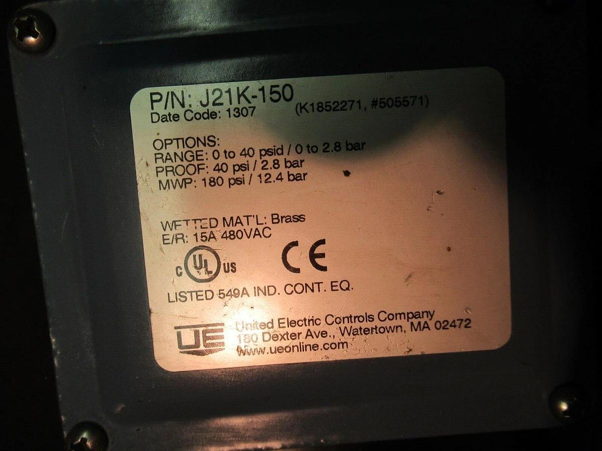 Used UNITED ELECTRIC BRASS PRESSURE SWITCH 40-180 PSI 15 AMP 480 VAC 0-40 PSID