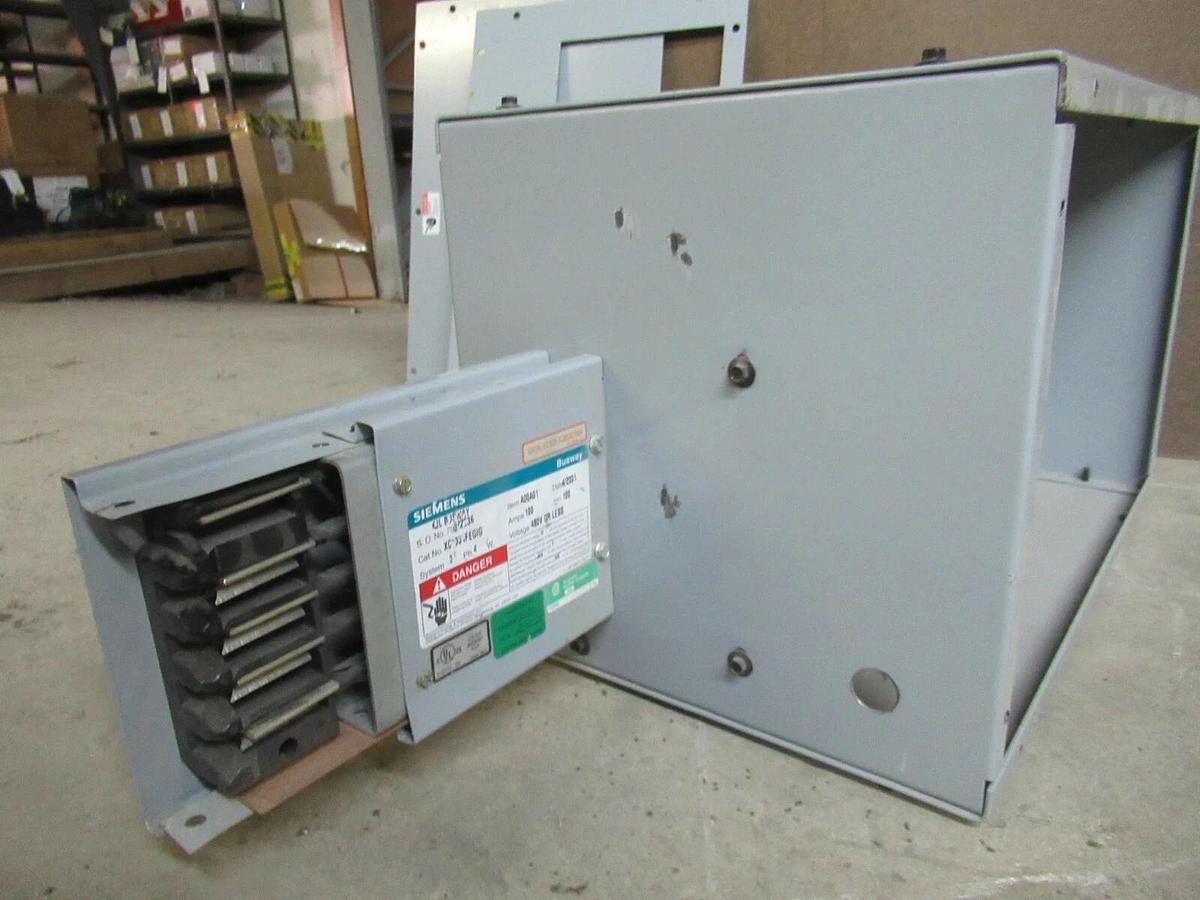 Used SIEMENS 100 AMP 240 V XJ-L BUSWAY TAPBOX W/ VACU-BREAK SWITCH V2E3203 4W XC1004G