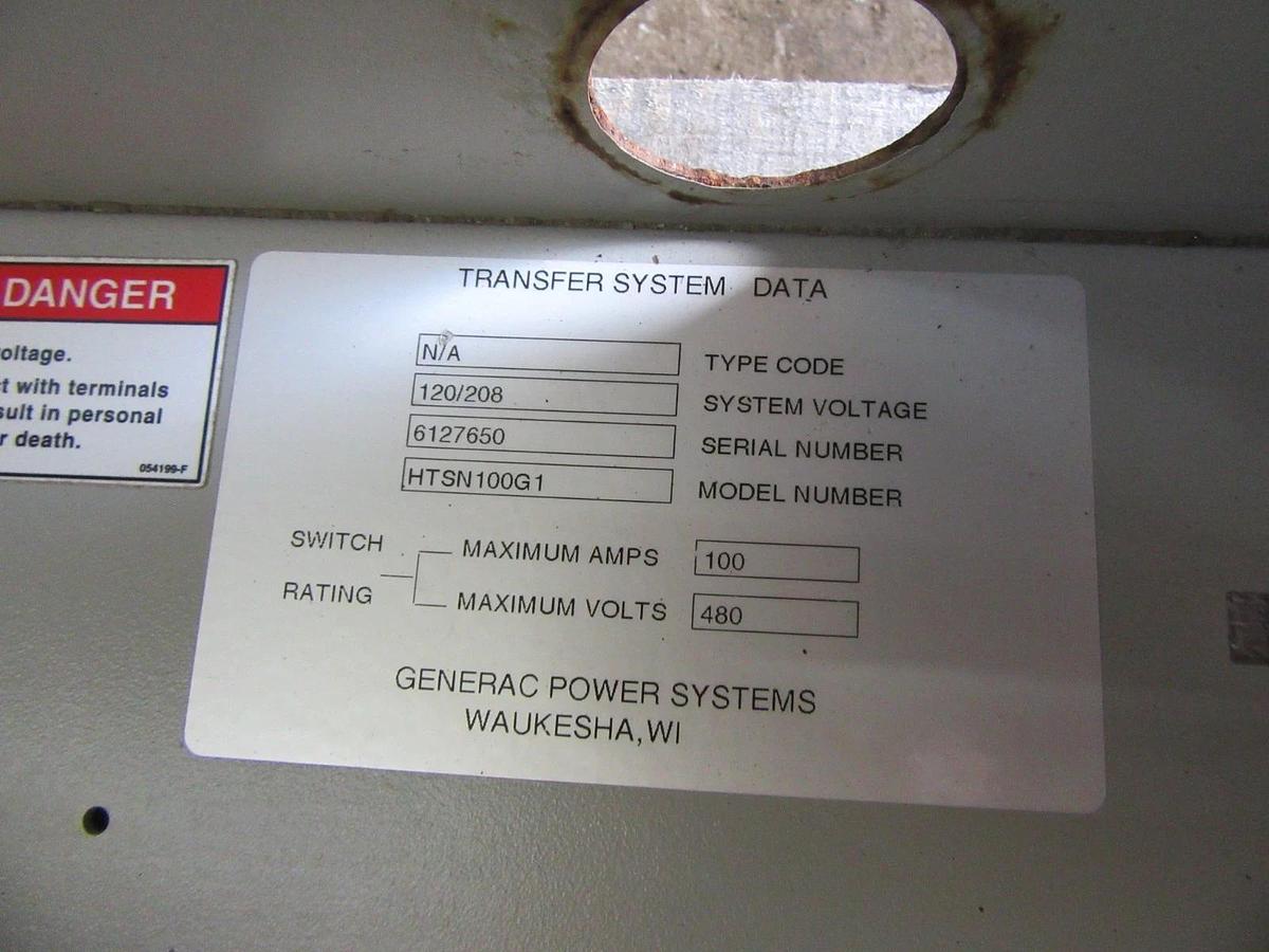 Used 100 AMP GENERAC HTS ATS AUTOMATIC TRANSFER SWITCH HTSN100G1 120/208 VAC