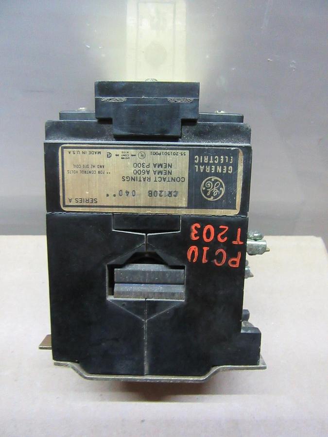 Used GENERAL ELECTRIC INDUSTRIAL RELAY CR120B-D040 600 VOLT COIL: 110/120 VOLT