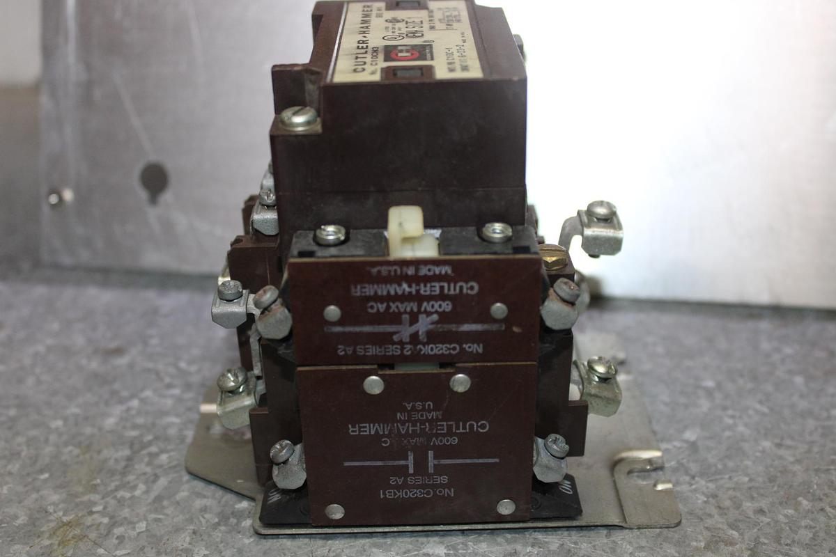Used CUTLER HAMMER NEMA CONTACTOR C10DN3 SIZE 2 3-PHASE