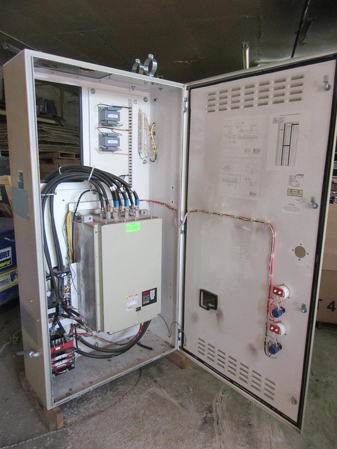 Used MCQUAY RELIANCE ROCKWELL LIQUIFLO VARIABLE SPEED LIQUID COOL DRIVE 344 KVA 414 A