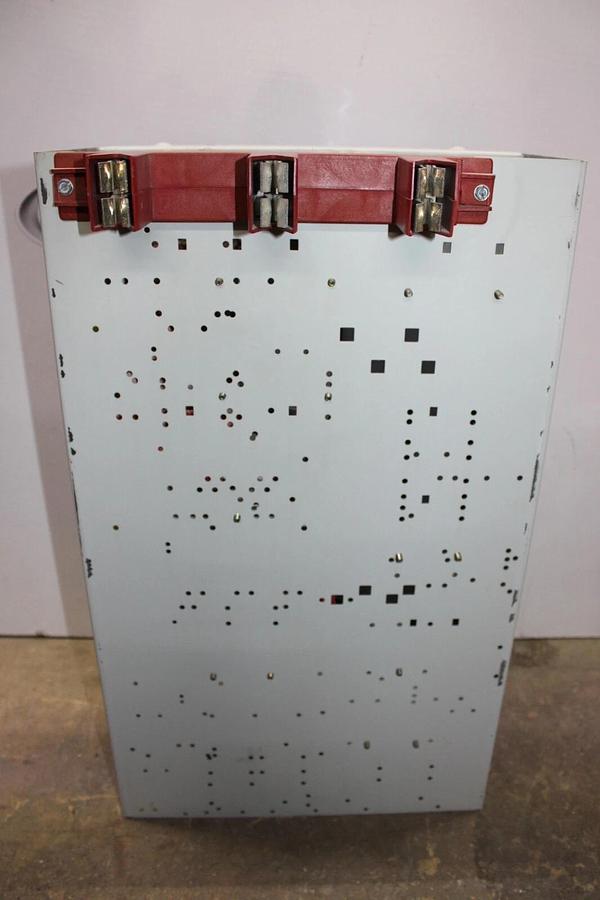 Used CUTLER HAMMER MCC STARTER BUCKET 2100 FREEDOM 24" CL75250-6 100 AMP SIZE 3