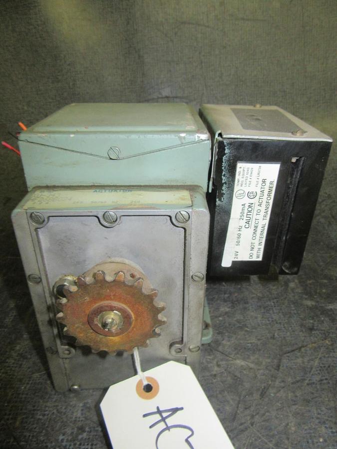 Used BARBER COLMAN ACTUATOR XU-343-HF26BB024 24V 2.2A 28W W/ CP-8391 DRIVE