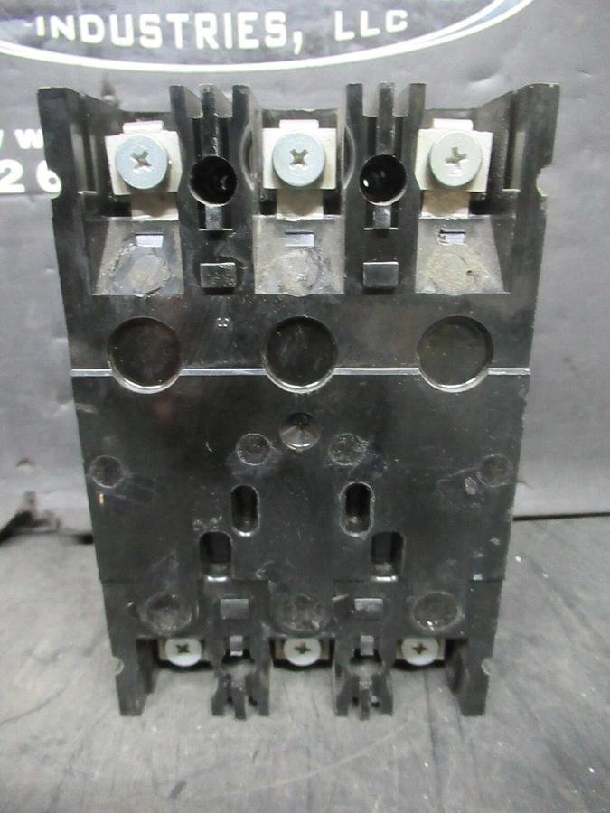 Used GENERAL ELECTRIC MOLDED CASE SWITCH TED134Y100 480 VAC 100 AMP 3-POLE