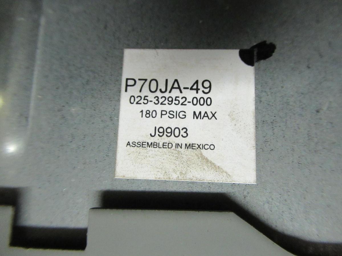 Used JOHNSON CONTROLS PENN P70JA-49 PRESSURE CONTROL VALVE 180 PSIG MAX 025-32952-000