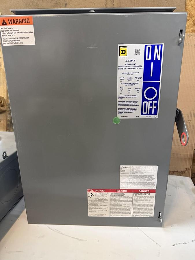 NIB SQUARE D I-LINE FUSIBLE BUSSWAY UNIT PQ3620G 200 AMP 600 VAC 3-POLE 3-WIRE