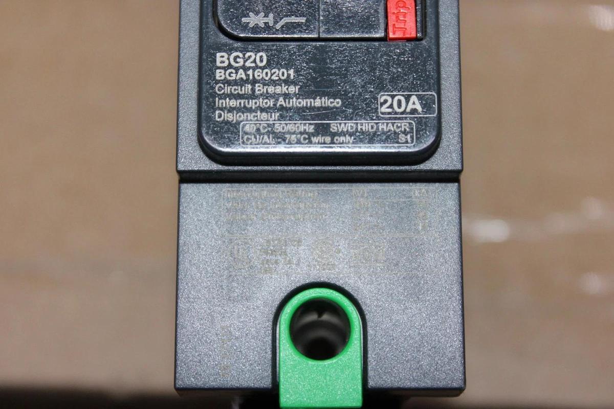 NEW SURPLUS SQUARE D I-LINE POWERPACT CIRCUIT BREAKER BGA160201 20A 277V 1-POLE
