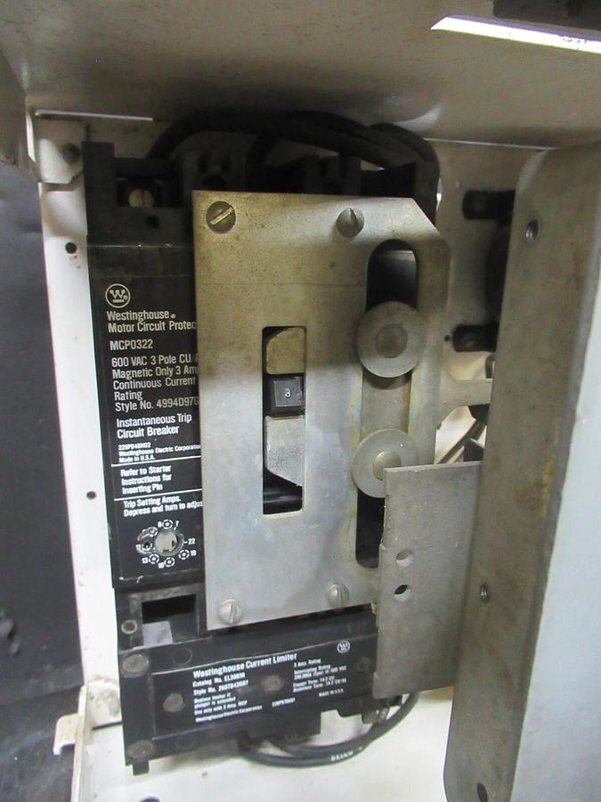 Used CUTLER HAMMER MOTOR STARTER CONTROL 12" W/ A10CN0 NEMA SIZE 1 3 AMP 600 VAC