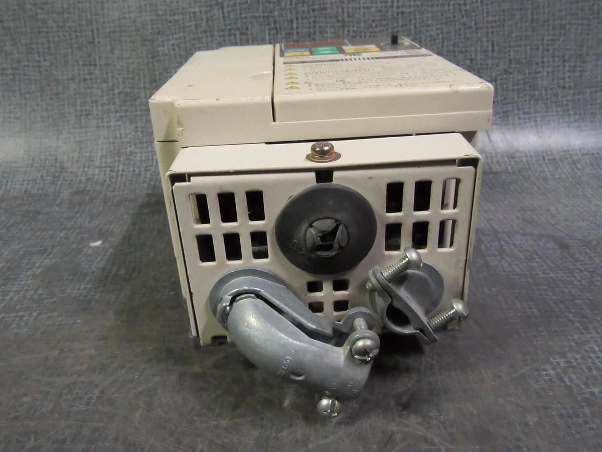Used OMRON SYSDRIVE INVERTOR 3G3MV-C4002 380-460 VOLT / 0-460 VOLT 0-400HZ