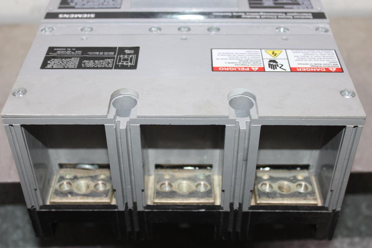 Used MERLIN GERIN MULTI9 CIRCUIT BREAKER C60 D4A 415 VAC 4 AMP 2-POLE