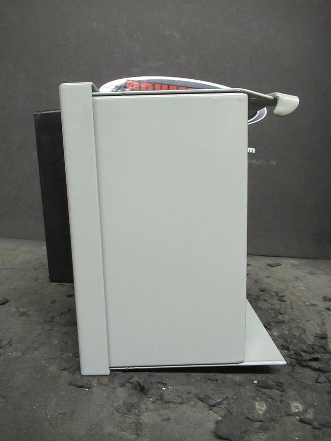 Used ITE BUS PLUG XQ45RGIG 50 AMP 240V 3P4W+GROUND XJ-L 15 AMP BREAKER SIEMENS 9200