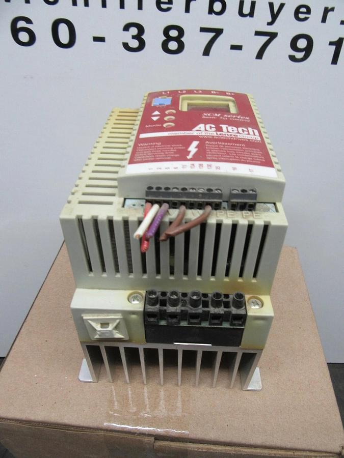 Used LENZE AC TECH VARIABLE AC DRIVE SM430 SCM I/O CONTROL 480 VOLT 3 HP 2.2 KW