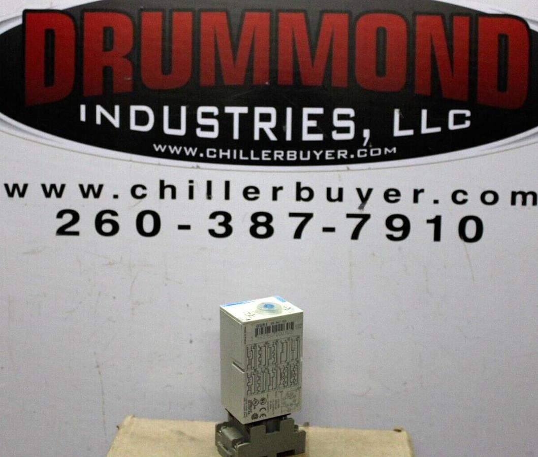 Used CROUZET ADJUSTABLE TIME DELAY RELAY OUR1 88-867-105 0.1 SEC-100 HOUR