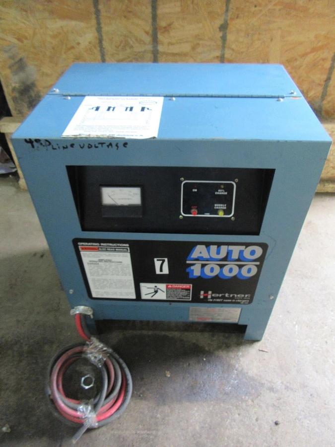 Used 24 VOLT HERTNER BATTERY CHARGER 73 AMPS 3SN12-380 208/240/480 V 3 PH 380 AH