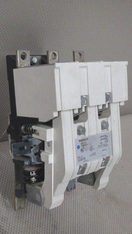 Used WESTINGHOUSE MOTOR CONTROL STARTER SIZE 5 270/300 AMP 600 VAC MODEL A201K5CAC