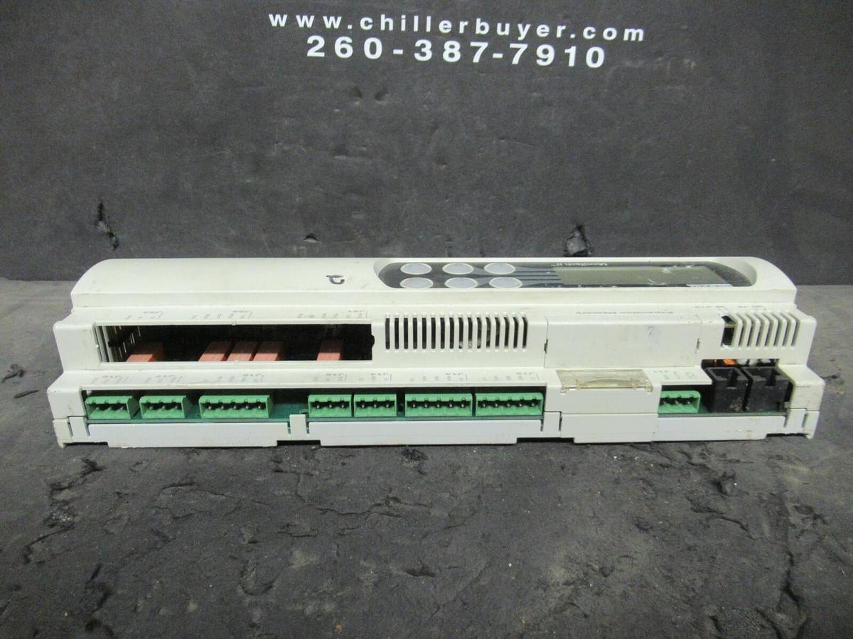 Used MCQUAY CAREL 2005 MICROTECH II VER. AGSD30101D MODEL: PCO2MQ3BM0 REV. 1.510