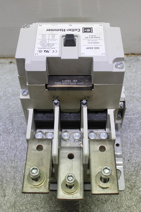 Used CUTLER HAMMER CONTACTOR C825LN1 600 VAC 360 AMP 3-POLE 3-PHASE