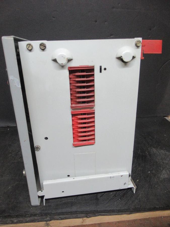 Used CUTLER HAMMER MOTOR STARTER CONTROL BUCKET 2100 12" NEMA SIZE 1 A200M1CACP 7 AMP