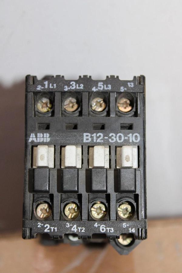 Used ABB CONTACTOR B12-30-10 21 AMP 600 VAC 3-POLE 10 HP *LOT OF 2*